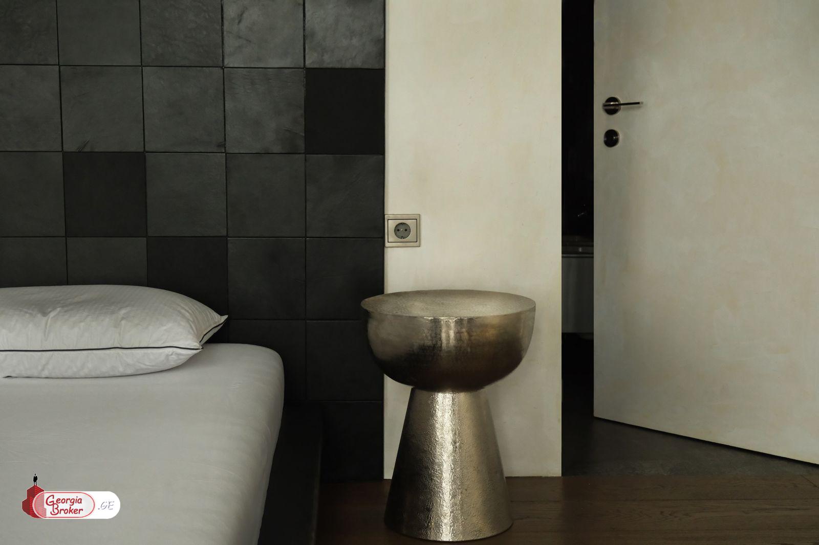 იყიდება ახალი გარემონტებული 3 ოთახიანი ბინა დომუსში, თამარაშვილზე